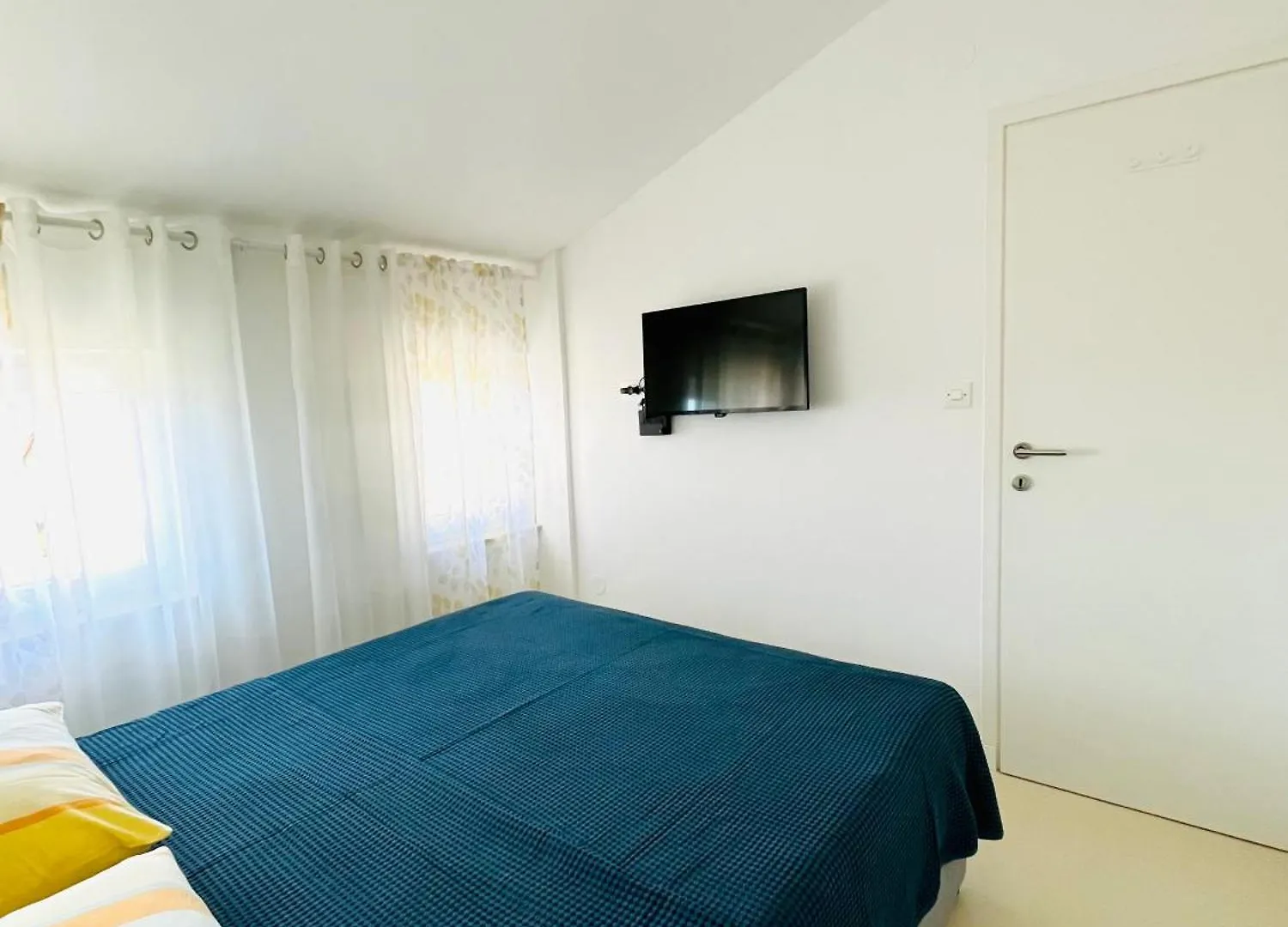 Apartments Renata Pinezici  0*, Pinezici (Krk)